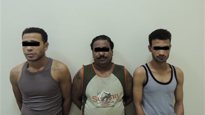 ضبط تشكيل عصابى تخصص في سرقة السيارات بالسيدة زينب