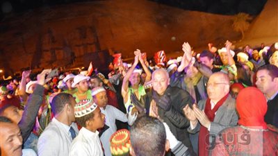 بالفيديو.. النمنم والعناني في احتفالات تعامد الشمس بأبو سمبل