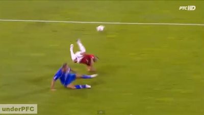 بالفيديو.. مدافع صربيا يمنع هدف في مرماه بتدخل 