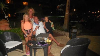 «التسمم».. أزمة جديدة تلاحق السياحة المصرية في بريطانيا