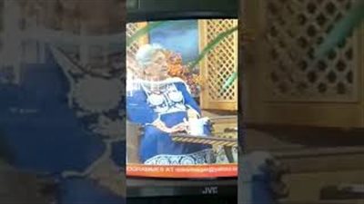 لحظة وفاة سيدة هندية على الهواء (فيديو)