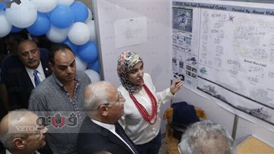 بالصور.. محافظ بورسعيد يفتتح 40 مشروعا للخريجين