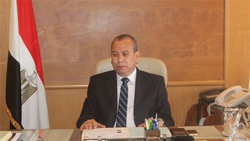الدكتور إسماعيل عبد