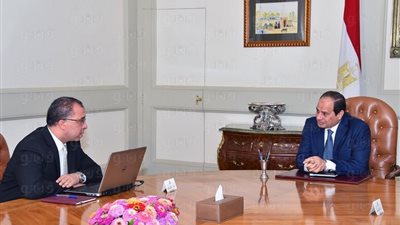السيسي يطالب وزير التخطيط بالتنفيذ الجاد لكافة محاور إستراتيجية التنمية 2030.. «العربي» يستعرض ملامح «بناء مصر الجديدة».. ويؤكد استكمال المنظومة الإلكترونية لتوزيع المنتجات البترول