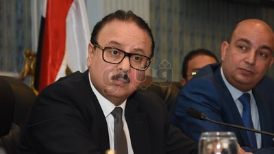 وزير الاتصالات: تحريك أسعار كروت الشحن يصب في صالح تحسين الخدمة