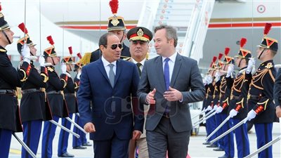 7 صور ترصد وصول السيسي فرنسا