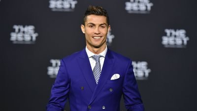 رونالدو يصل إلى مقر حفل الـ«فيفا»