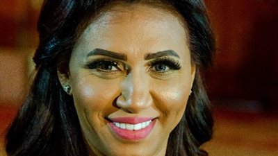 قناع الطماطم والسكر يمنحك بشرة نضرة وأكثر نعومة