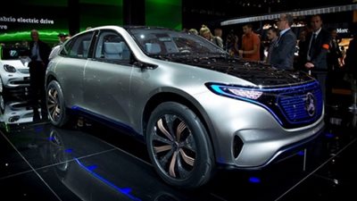 معرض باريس يستقبل السيارات الكهربائية الشهر المقبل