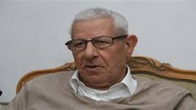 مكرم محمد أحمد: سحبت بلاغي ضد إبراهيم عيسى بعد اعتذاره