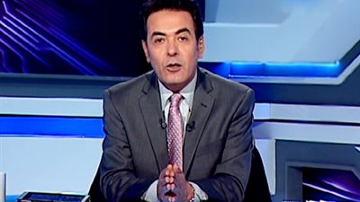 بالفيديو.. خيري رمضان: قطر تمول ملصقات «هل صليت على النبي اليوم؟»