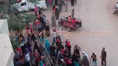 بالصور.. أزمة أسطوانات البوتاجاز تشتعل في قرى الشرقية