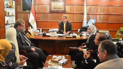 وزير القوى العاملة يبحث سبل التعاون مع مدير «العمل الدولية» (صور)