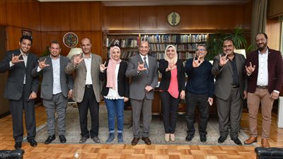 الأهرام تطلق أول وحدة نوعية لدعم المشاركة السياسية للصم والبكم