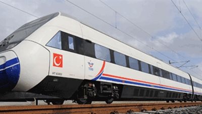 صحيفة تركية: خط قطار بين تركيا وشمال العراق