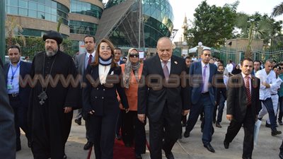 غادة والي تصل مقر احتفالية 57357 لوضع حجر أساس المجمع الطبي
