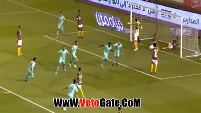 أهلي جدة يتقدم بهدف على أحد في الشوط الأول (فيديو)