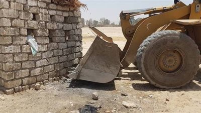 إزالة 240 حالة تعد على أراضي الدولة في قنا