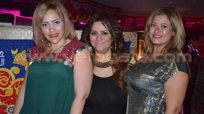 بالصور.. نجوم المجتمع في عيد ميلاد مها درويش