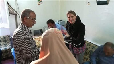 وفد من الجامعة الأمريكية يزور واحة الداخلة لبحث دعم المشروعات