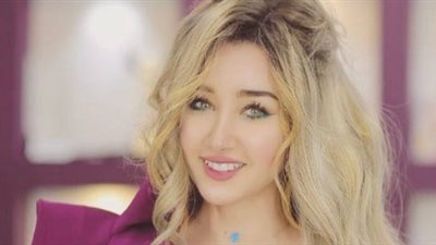 هنا الزاهد وشقيقتها إيمي طلعت زكريا في الجيم