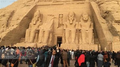 وزيرا الآثار والثقافة يشهدان تعامد الشمس على تمثال رمسيس الثاني