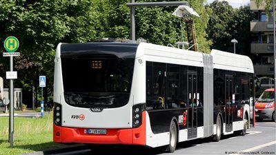 رجل سرق حافلة نقل عمومية للذهاب إلى ملهى ليلي