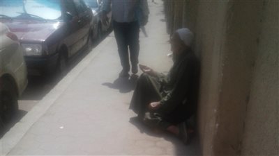 رمضان.. موسم التسول أمام معهد الأورام