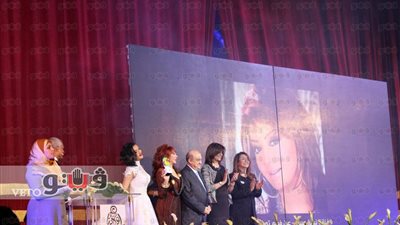 وزيرة الهجرة: مصر تواجه تحديات خطيرة تتطلب تكاتف أبنائها