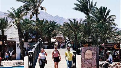 السياح ينفقون 200 مليون يورو في رومانيا بثلاثة أشهر