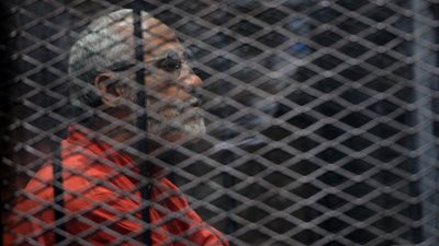 «الإخوان» تبحث عن مرشد بعد الحكم على بديع.. «ولاية الأسير» تستبعد استمراره.. عزت ومنير وجهان مرفوضان من قيادات الصف الثاني.. اجتماعات بالخارج للتوافق على اسم جديد