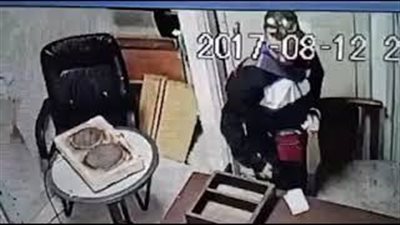 بالفيديو.. لحظة سرقة محطة وقود