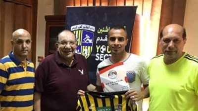 المقاولون يضم إيهاب سمير ظهير أيسر المنصورة 5 مواسم