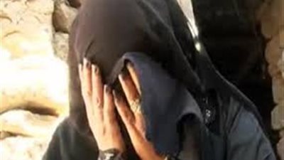 مقاول يتعدى على ربة منزل ويتسبب في إجهاضها بإمبابة