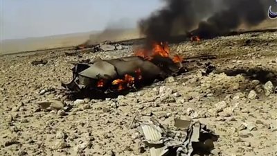 أنصار «داعش» يناقشون طريقة إعدام الطيار السوري المختطف «عزام عيد»