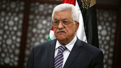 عباس يوقع على انضمام فلسطين إلى 7 اتفاقيات ومعاهدات دولية