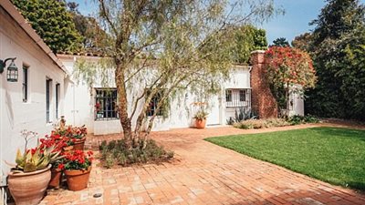 بالصور.. عرض منزل مارلين مونرو الذي انتحرت به للبيع