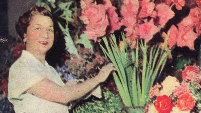 السياسيون في دنيا الزهور بمعرض الربيع