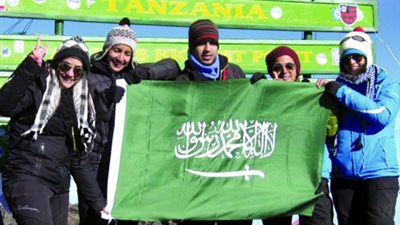 داعية سعودى: تواجد الفتيات فى مدرجات كرة القدم 