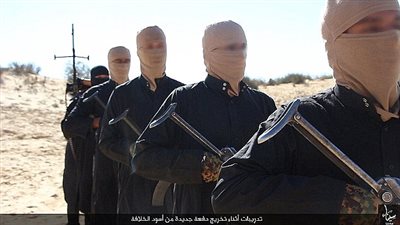 50 دولارا للزوجة و35 للطفل إضافي رواتب مقاتلي «داعش»