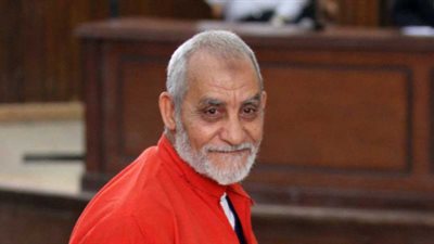 بالأسماء.. 3 شخصيات عربية زارت محمد بديع قبل 30 يونيو.. راشد الغنوشي ومنير شفيق وخير الدين حسيب حاولوا إقناع المرشد بإيجاد حل للأزمة.. عبدالله السناوي يكشف تفاصيل الحوار.. ويوضح خطايا الإخوان السبعة