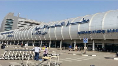 تأخر إقلاع 3 رحلات للكويت والإمارات بمطار القاهرة