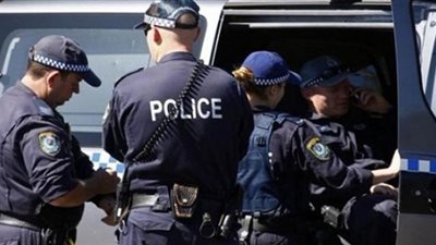 الشرطة الأسترالية تعتقل امرأة بتهمة تمويل داعش