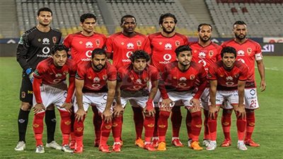 بعثة فريق الأهلي تصل مطار القاهرة قادمة من غينيا