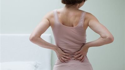 أفضل الطرق لعلاج آلام الظهر بعد الولادة