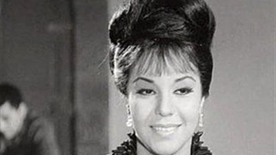 نعمت مختار تخفي وجيه أباظة في بيتها