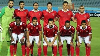 الأهلي يواجه الوداد المغربى بزيه التقليدى «أحمرX أبيض»