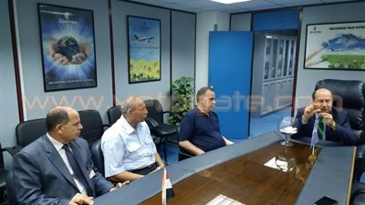 بالصور..«الشحن الجوي» تكرم 17 من عامليها المحالين للمعاش