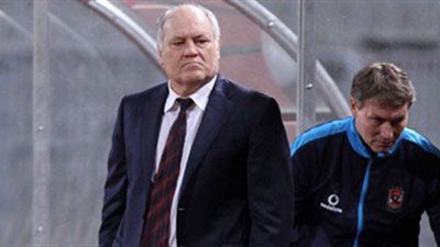 الأهلي يصعد ثنائي حراسة مرمى فريق الشباب