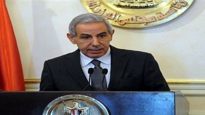 وزير الصناعة يبحث مع «سياك» ضخ استثمارات جديدة في إنتاج السيارات